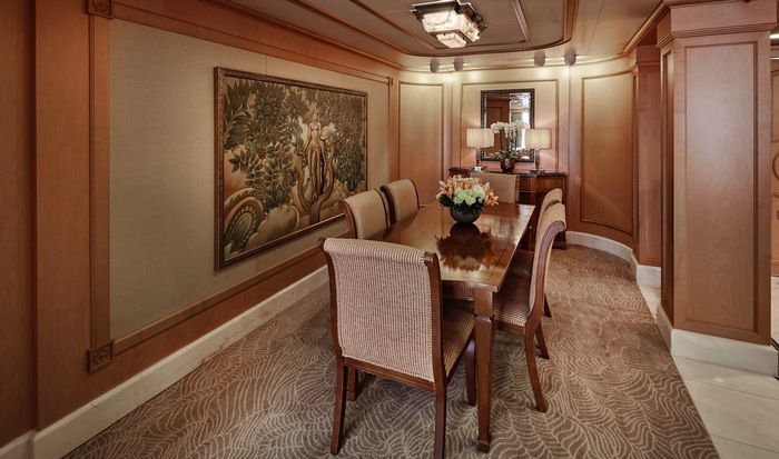 Accommodation on Queen Elizabeth
